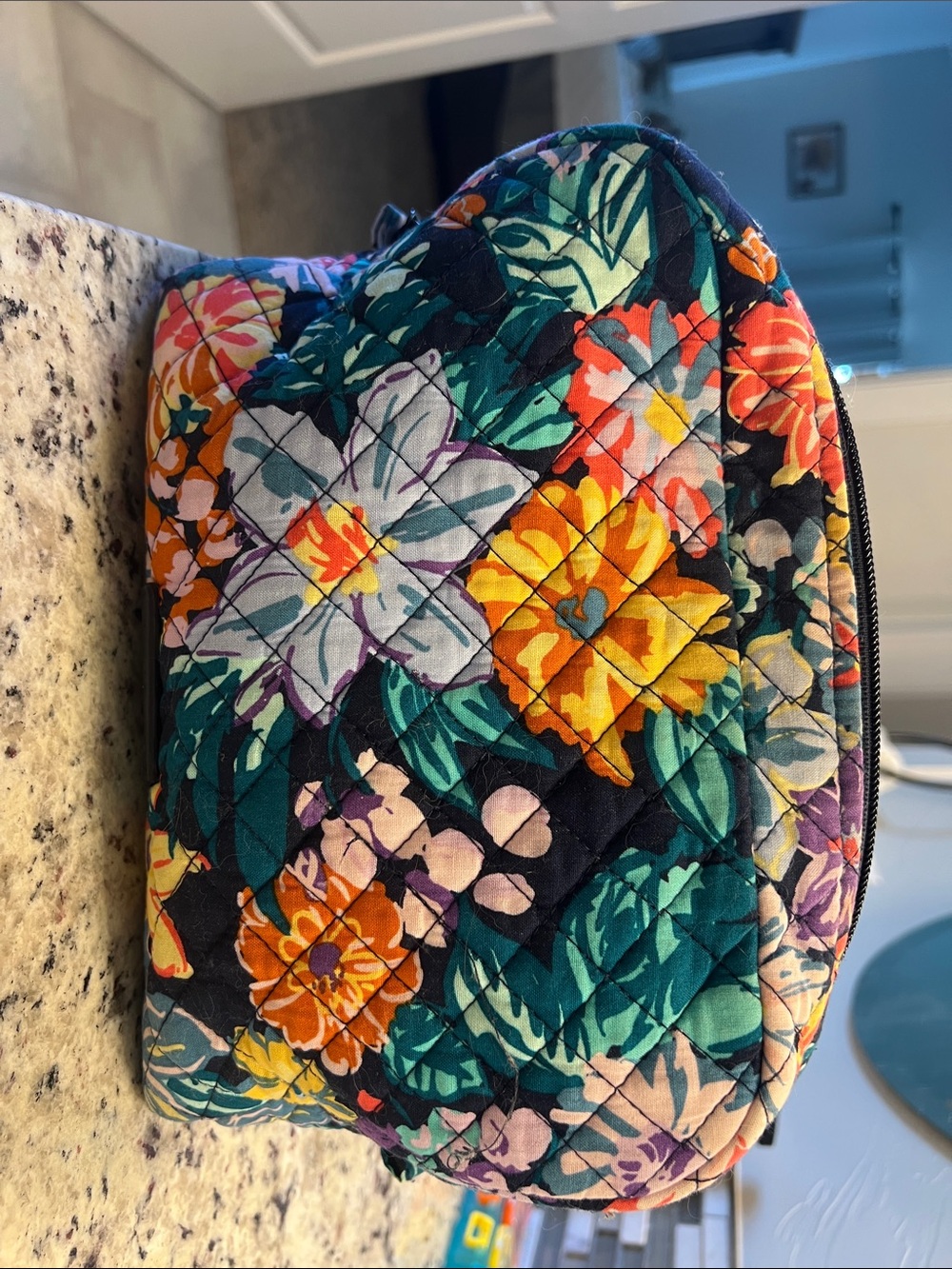 Vera Bradley makeup bag quilted